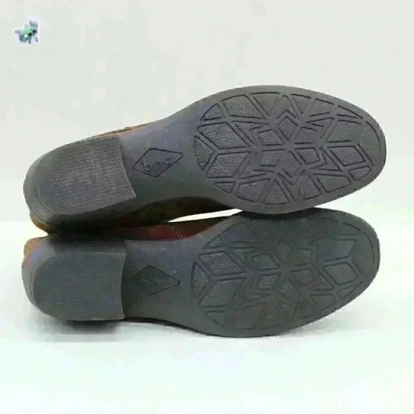 Born Boc Women’s Brown Suede Leather Studs Western Cowboy Ankle Boots Sz US 9.5 - Picture 10 of 10